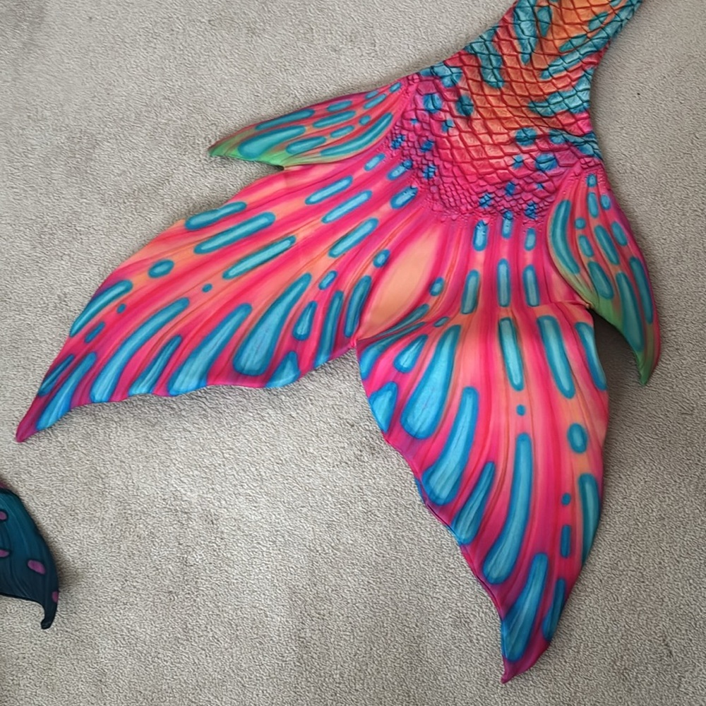 FINFOLK Mandarin Goby mermaid tail (newer stretch fabric) XS - Picture 2 of 5